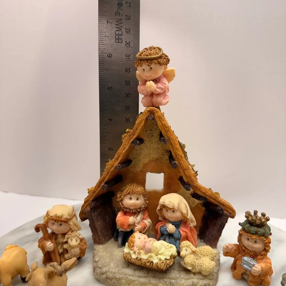 Sweet Nativity set 12 Piece Holy Family‎ Manger Animals Angel Christmas Jesus